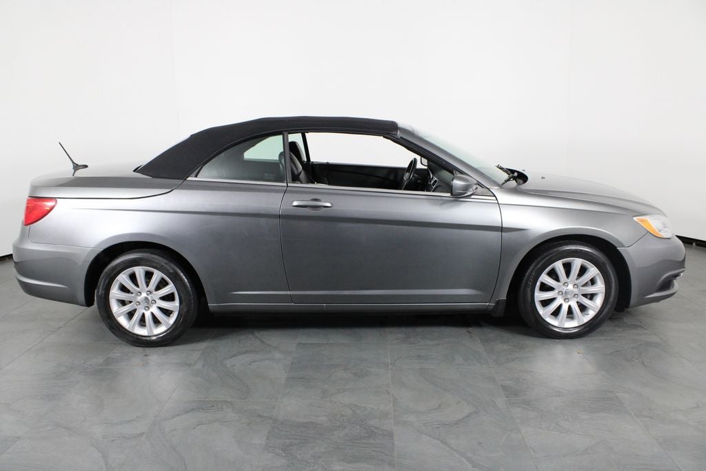 2012 Chrysler 200 Touring