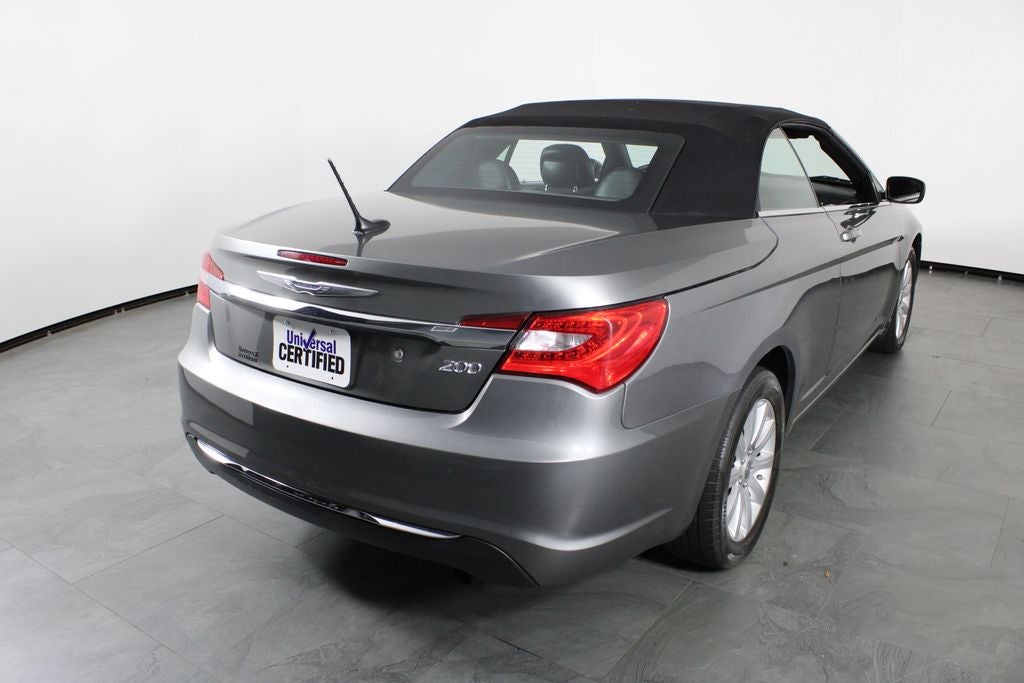 2012 Chrysler 200 Touring