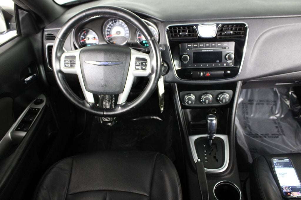2012 Chrysler 200 Touring