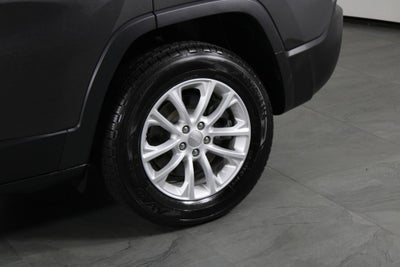 2022 Jeep Cherokee Latitude Lux