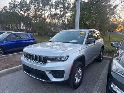 2023 Jeep Grand Cherokee Laredo