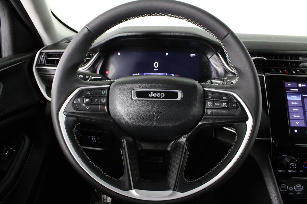 2023 Jeep Grand Cherokee Laredo