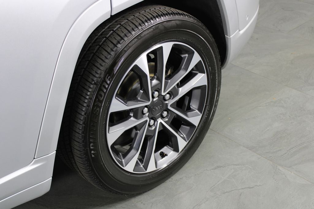 2025 Jeep Grand Cherokee Overland