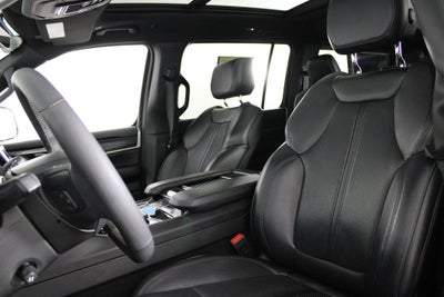 2024 Jeep Wagoneer Base