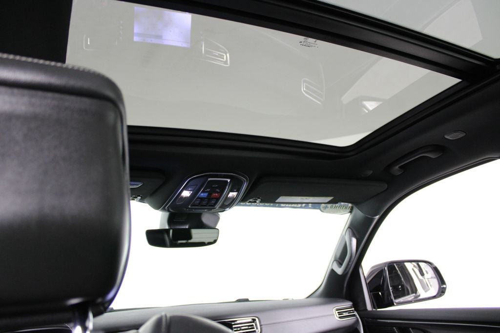 2024 Jeep Wagoneer Base