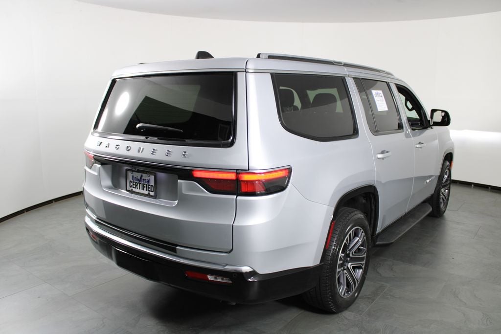 2024 Jeep Wagoneer Base