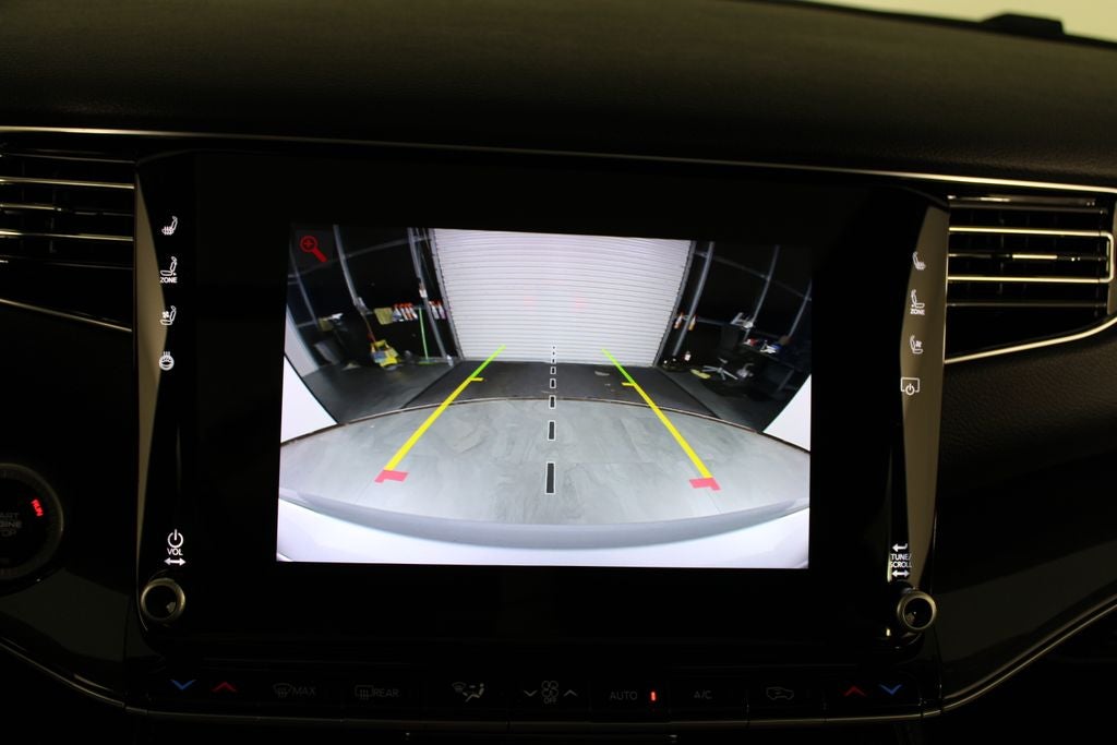 2024 Jeep Wagoneer Base