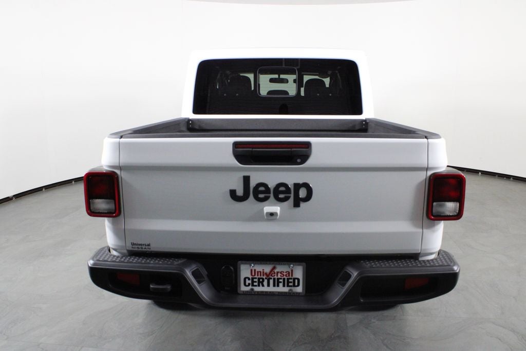 2025 Jeep Gladiator Nighthawk