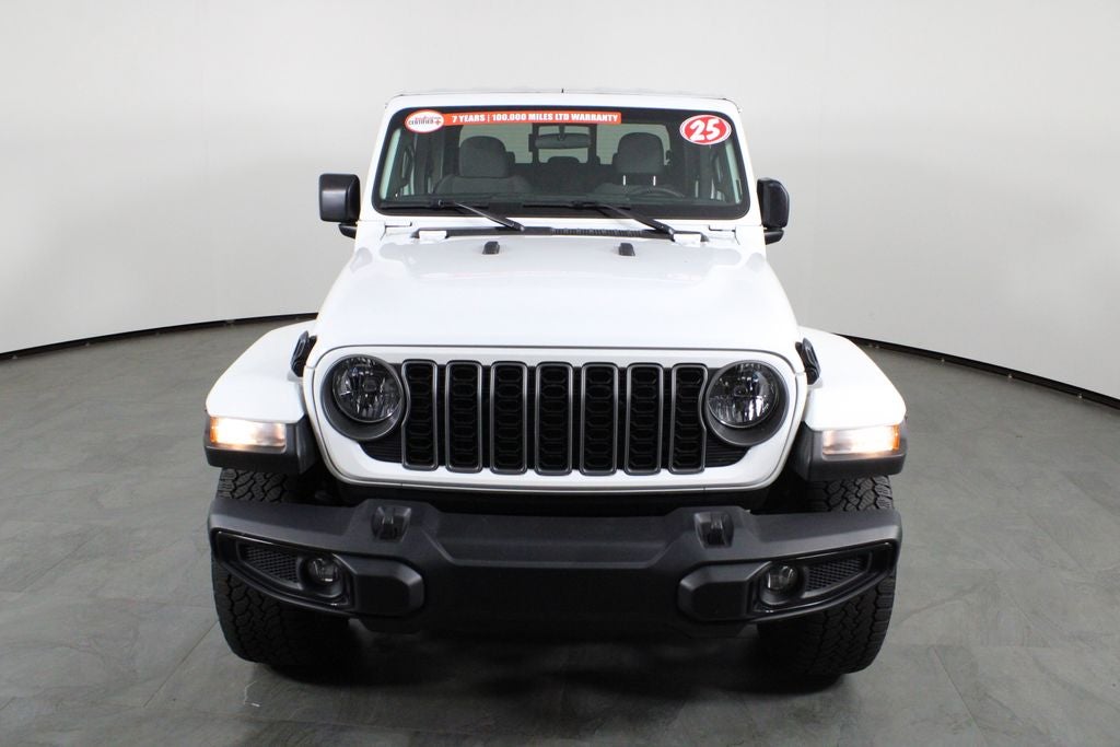 2025 Jeep Gladiator Nighthawk