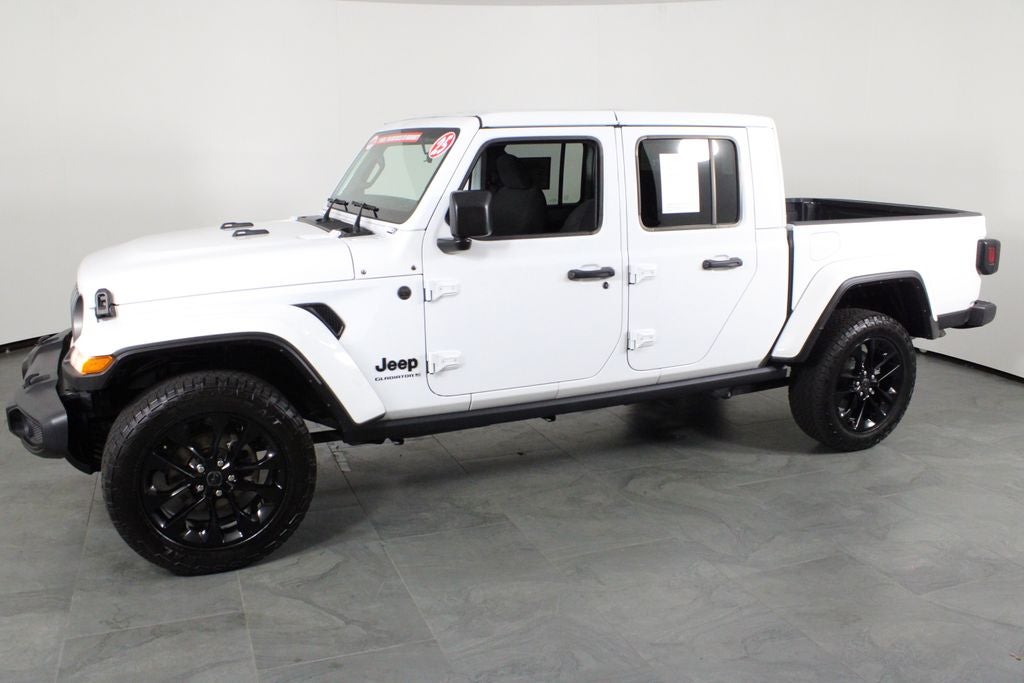 2025 Jeep Gladiator Nighthawk