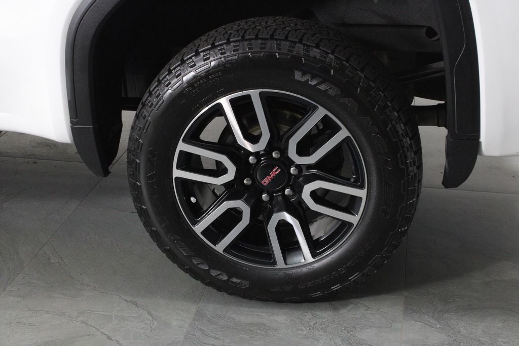 2022 GMC Sierra 1500 Limited AT4