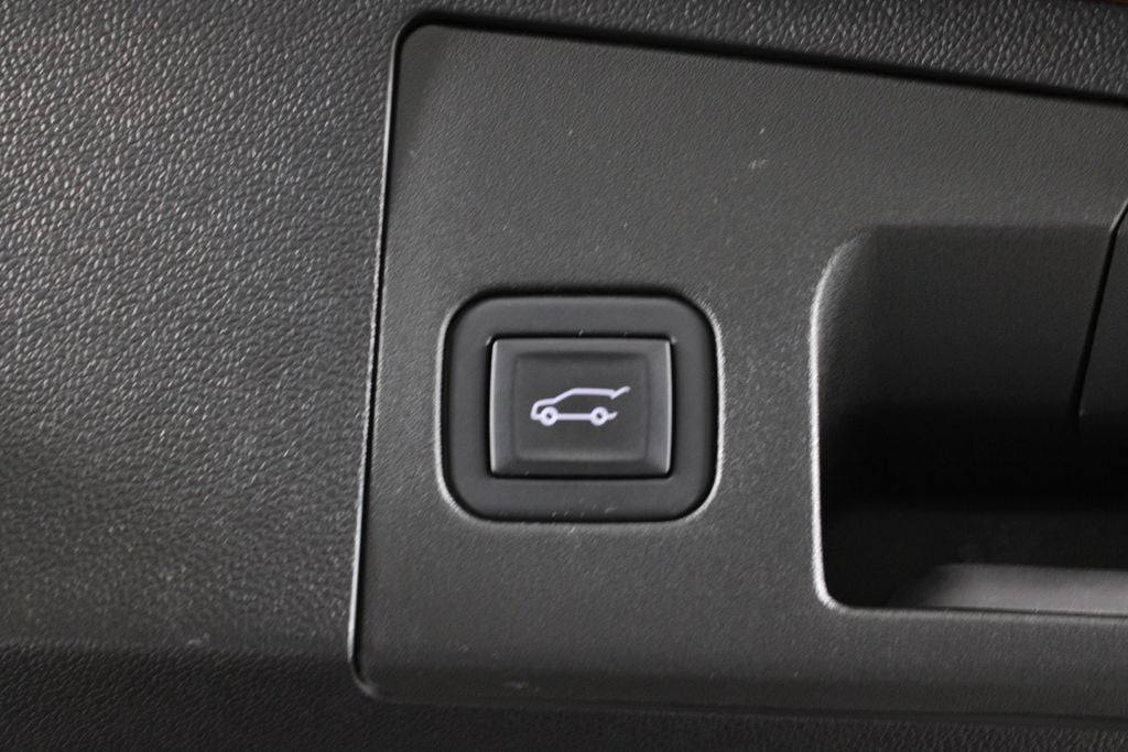 2025 Cadillac XT4 Sport