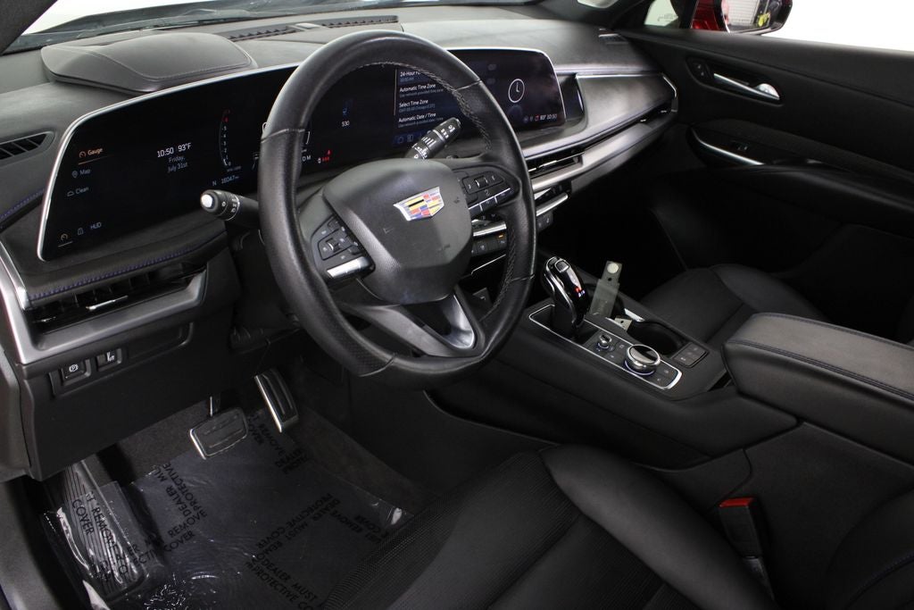 2025 Cadillac XT4 Sport