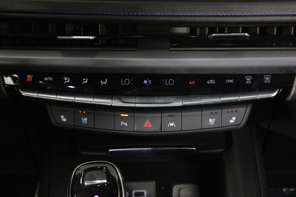 2025 Cadillac XT4 Sport