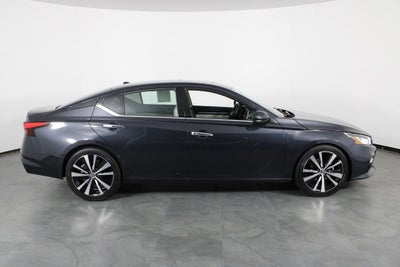 2020 Nissan Altima 2.0 Platinum