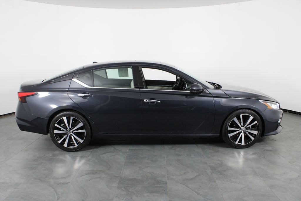 2020 Nissan Altima 2.0 Platinum