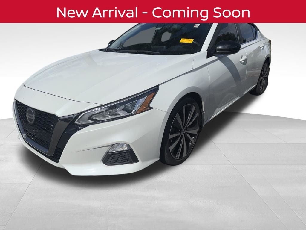 2022 Nissan Altima 2.5 SR