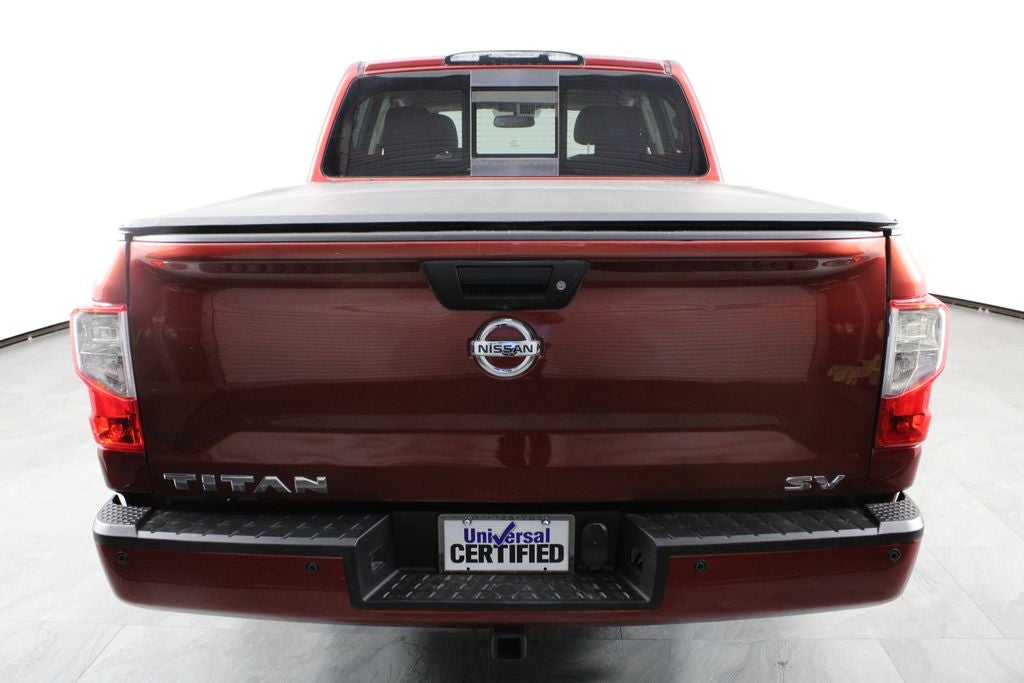 2017 Nissan Titan SV