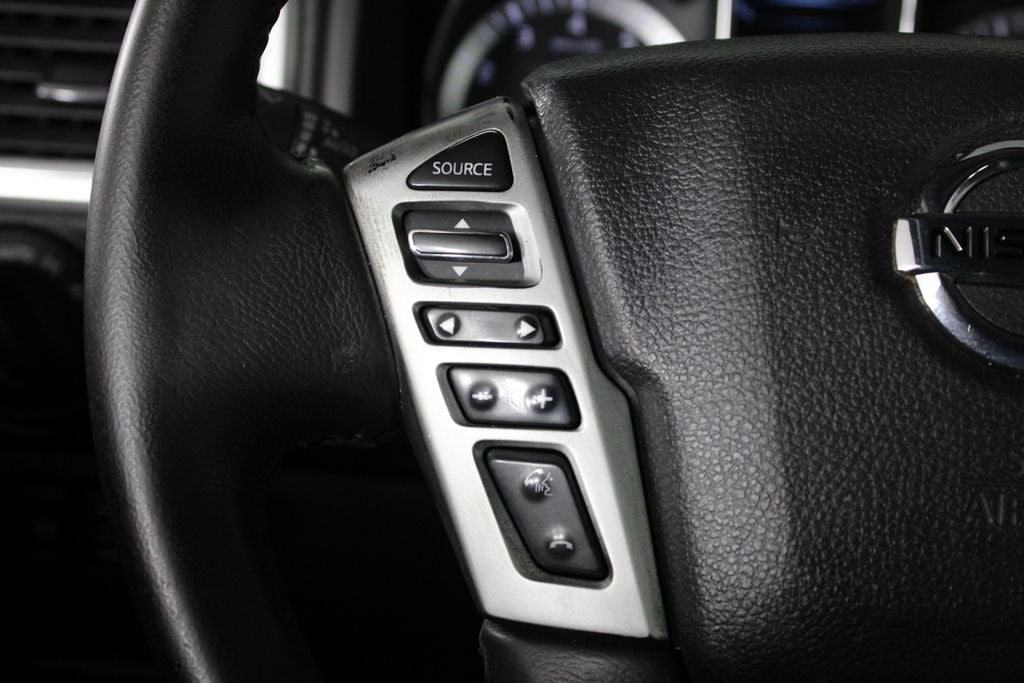 2017 Nissan Titan SV