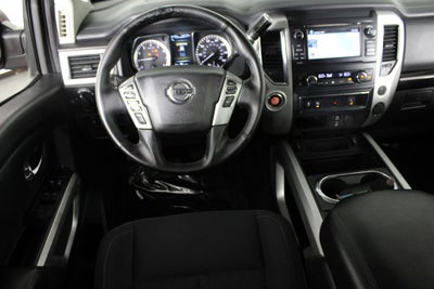 2017 Nissan Titan SV
