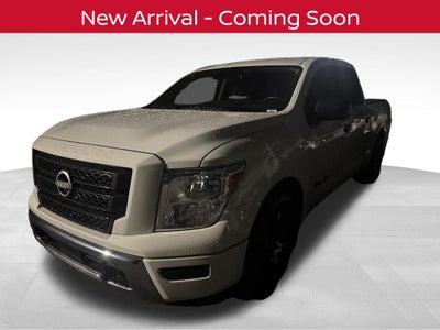2023 Nissan Titan SV