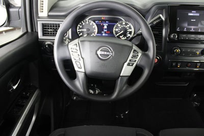 2023 Nissan Titan SV