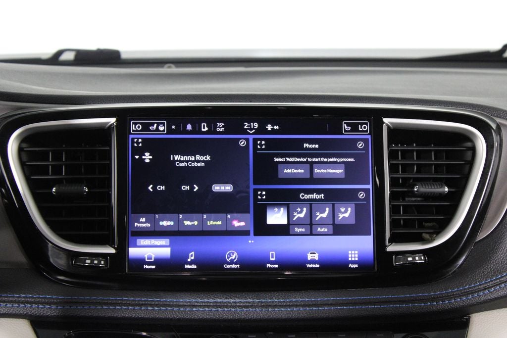 2021 Chrysler Pacifica Touring L
