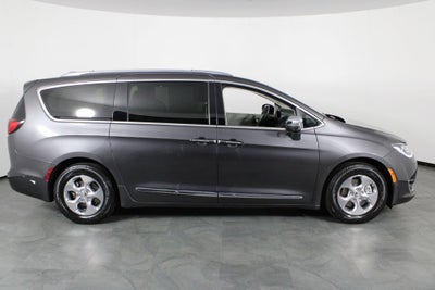 2018 Chrysler Pacifica Hybrid Limited