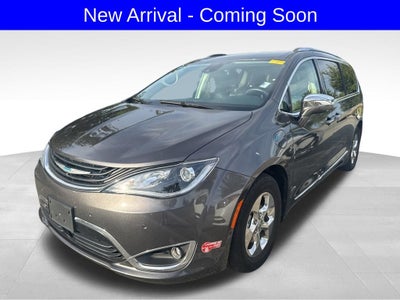 2018 Chrysler Pacifica Hybrid Limited