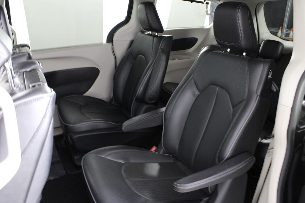 2018 Chrysler Pacifica Hybrid Limited
