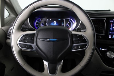 2018 Chrysler Pacifica Hybrid Limited