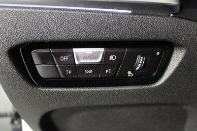 2022 BMW 3 Series 330i