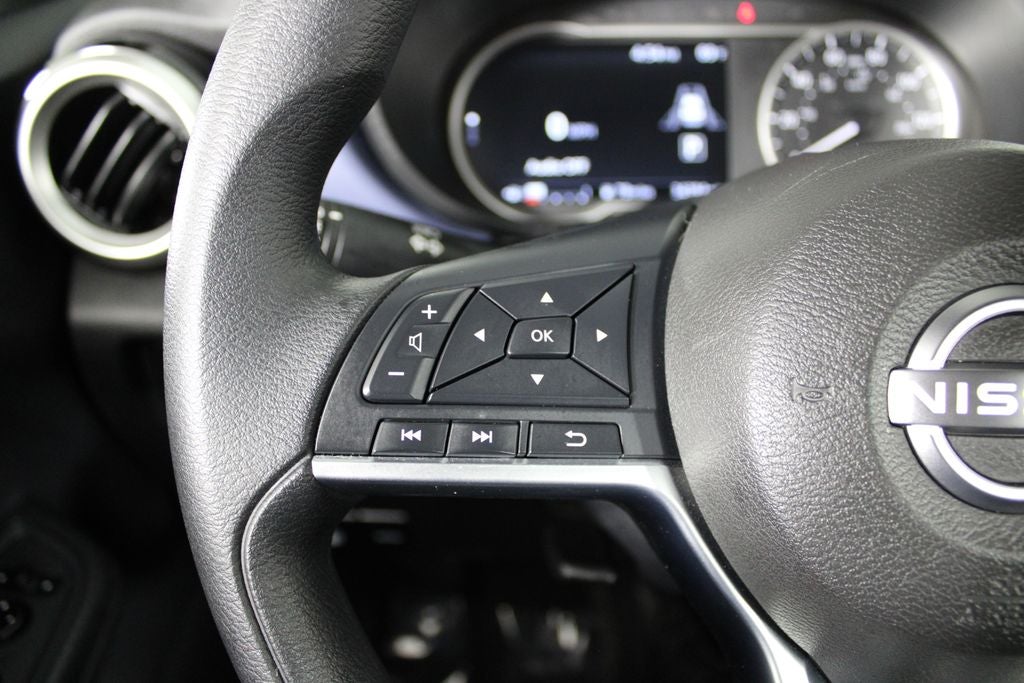 2024 Nissan Versa 1.6 SV