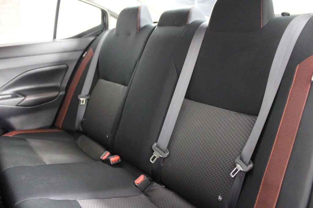 2025 Nissan Versa 1.6 SR