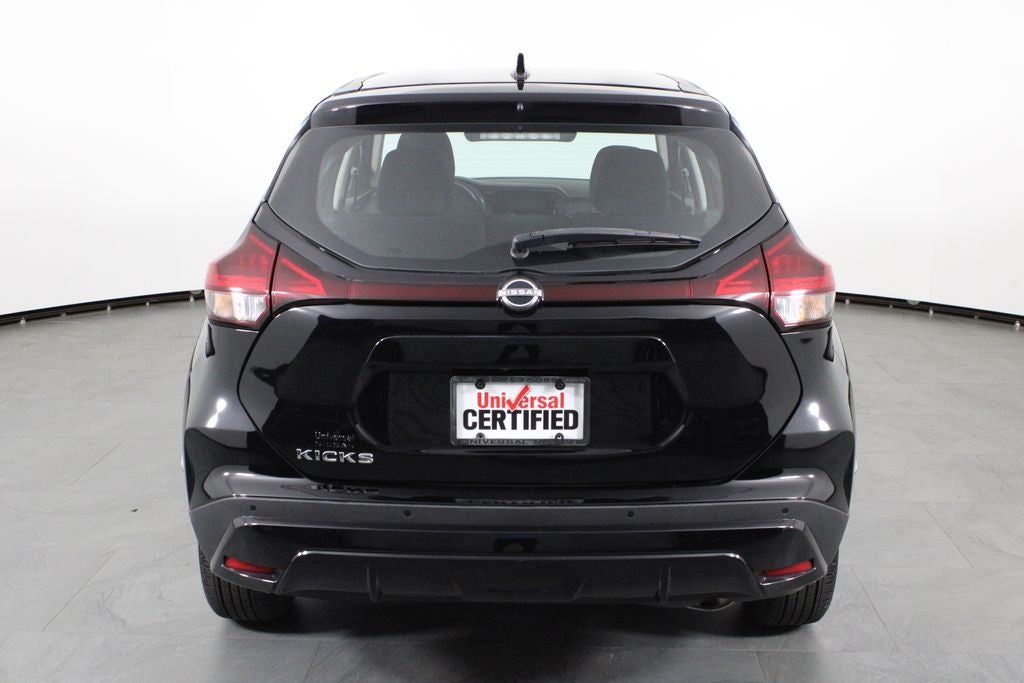 2023 Nissan Kicks S