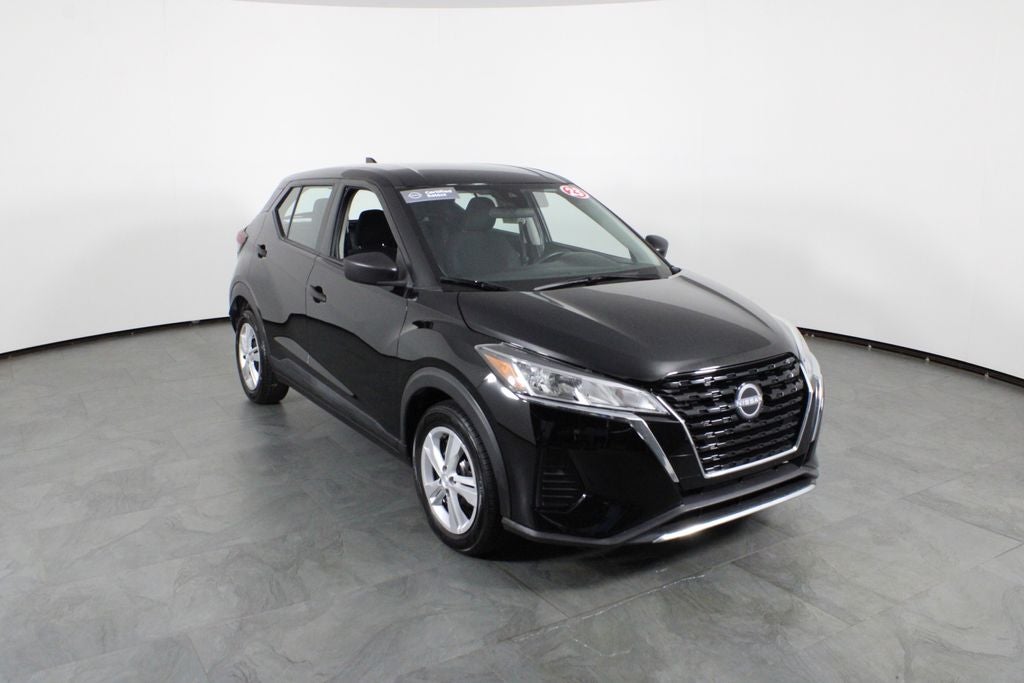 2023 Nissan Kicks S