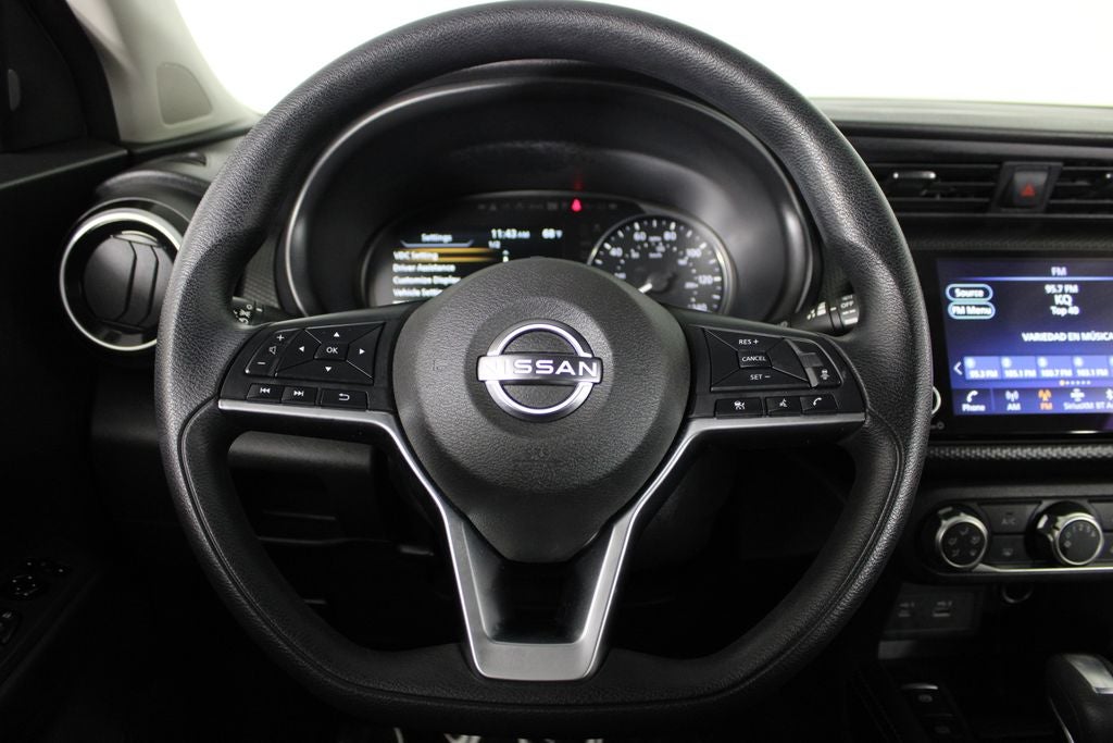 2023 Nissan Kicks SV