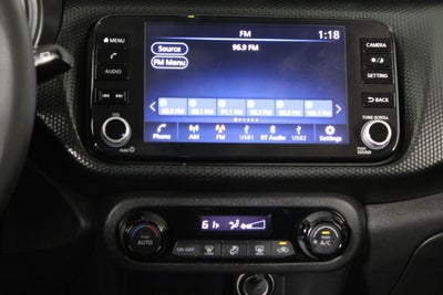 2022 Nissan Kicks SV