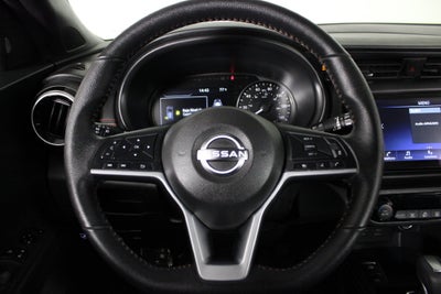 2022 Nissan Kicks SR