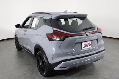 2022 Nissan Kicks SR