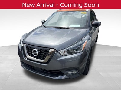 2020 Nissan Kicks SR