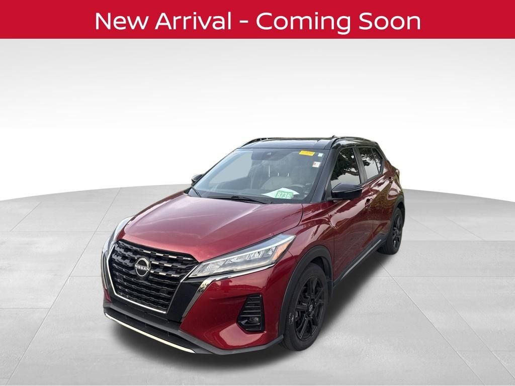 2023 Nissan Kicks SR