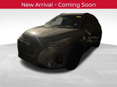 2023 Nissan Kicks SR