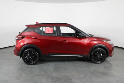 2024 Nissan Kicks SR
