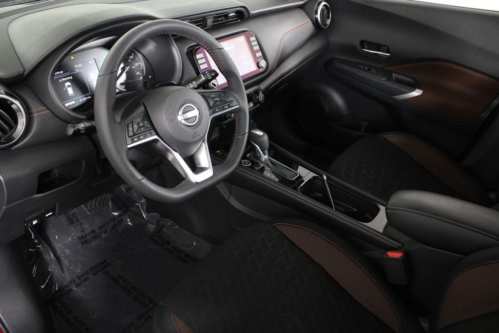2024 Nissan Kicks SR