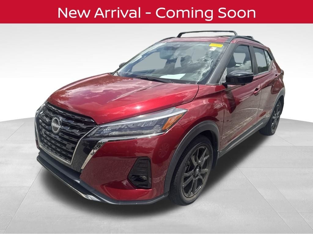 2023 Nissan Kicks SR
