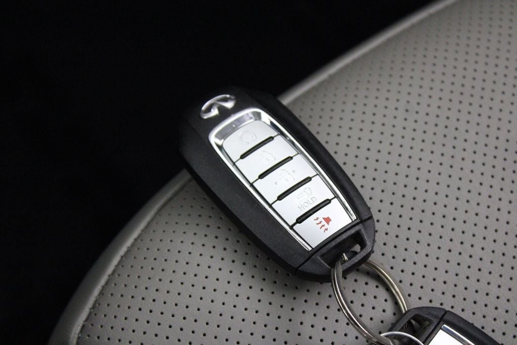 2023 INFINITI QX50 Sensory