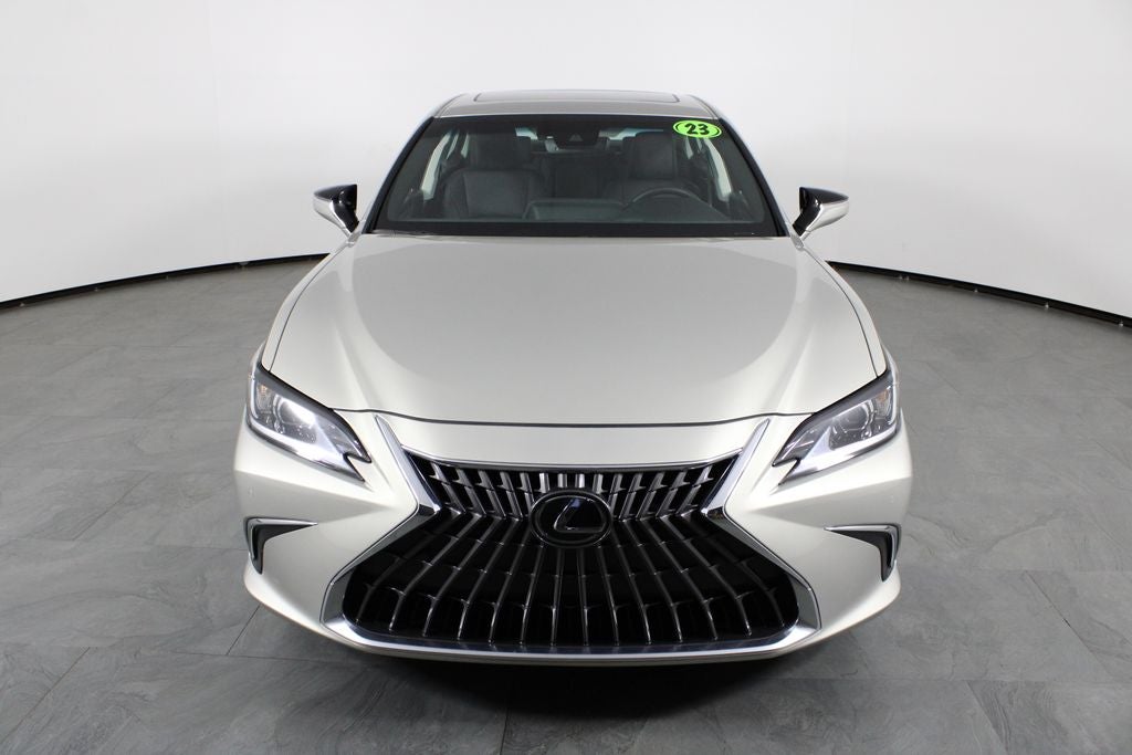 2023 Lexus ES 250