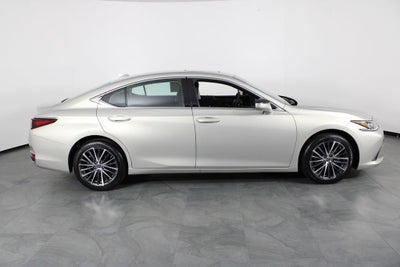 2023 Lexus ES 250
