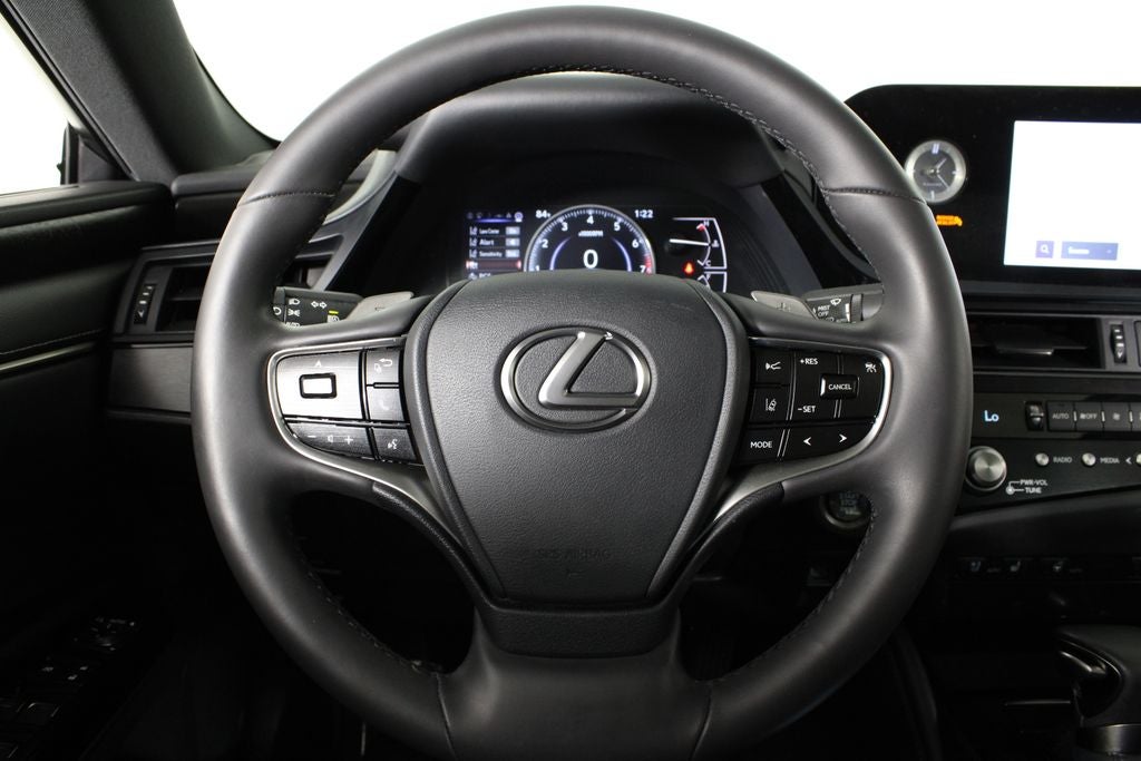 2023 Lexus ES 250